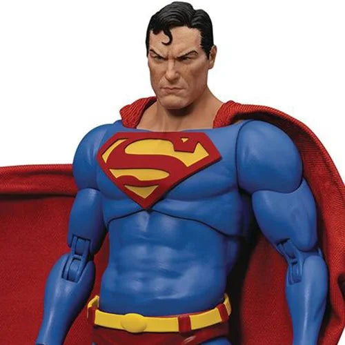 DC Comics: Superman (DAH-142) Action Figure
