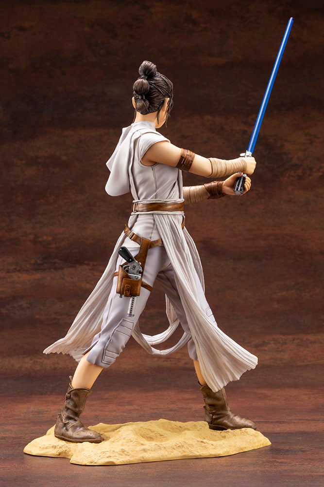 ArtFX Star Wars: The Rise of Skywalker Rey Statue