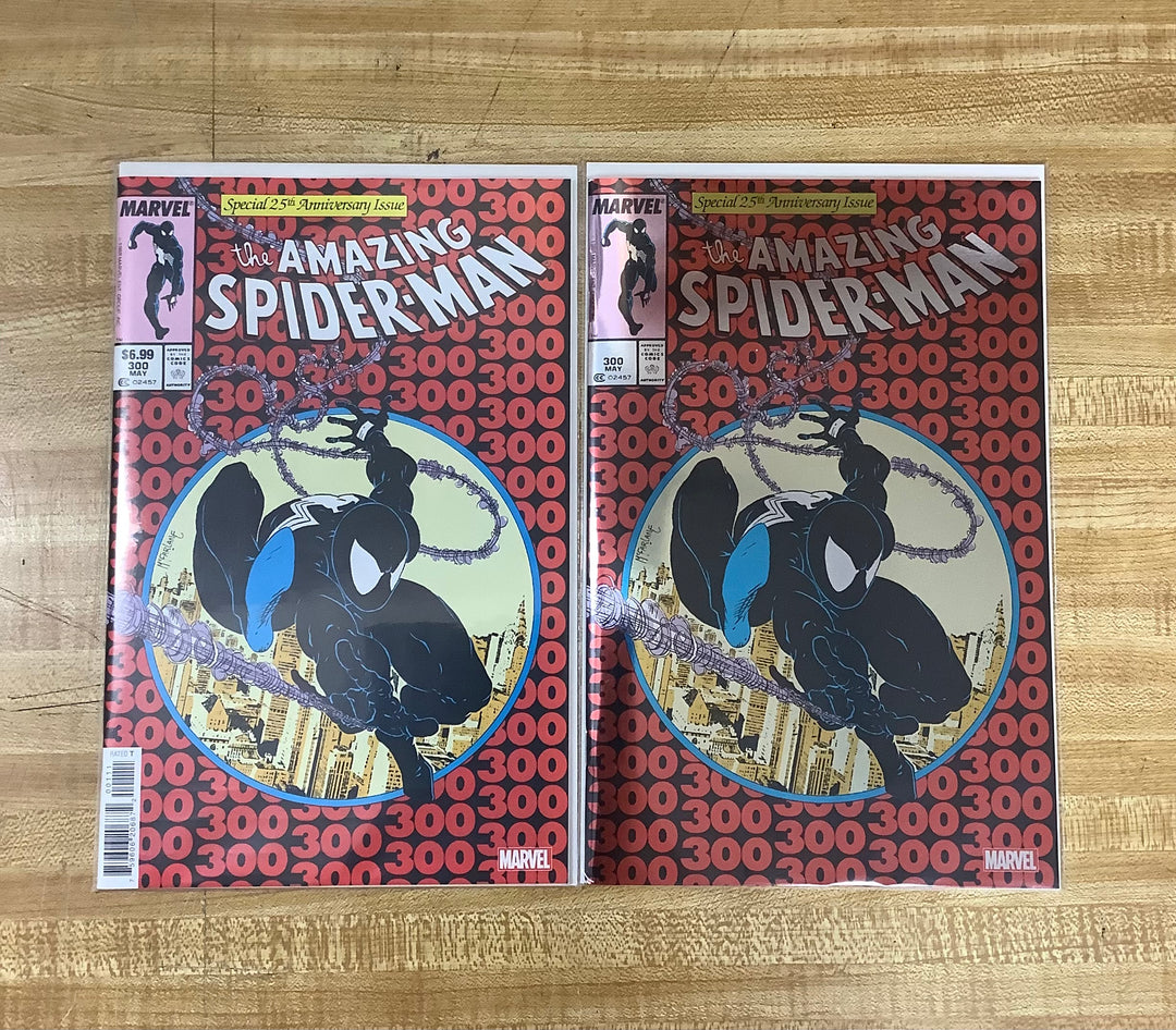 Lot of 2 Amazing Spider-Man (1963) #300 Facsimile Edition Regular & Foil Set [1st App. of Venom] <OXL-01>