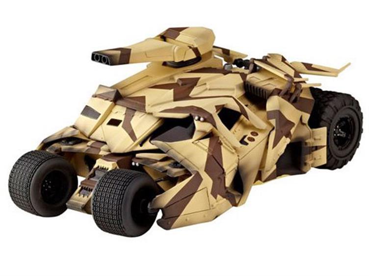 DC Comics Sci-Fi Revoltech No.047 Camo Batmobile Tumbler w/ Cannon