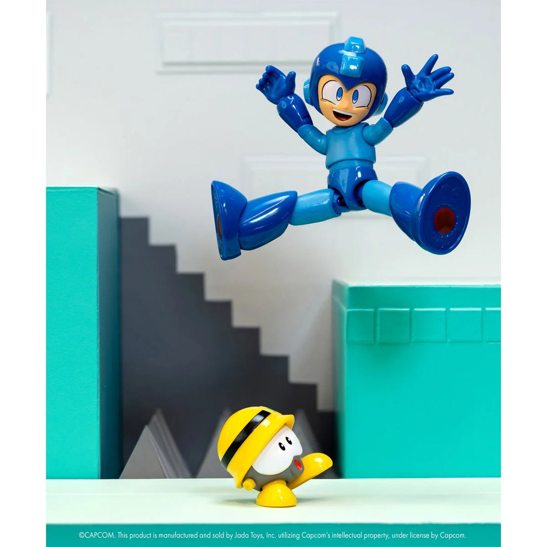 Mega Man: Mega Man - Deluxe (1:12 Scale) Action Figure