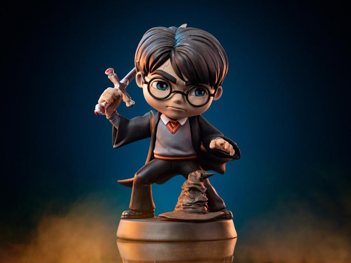 Harry Potter MiniCo Harry Potter With Sword of Gryffindor